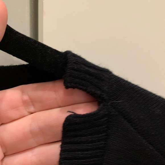 Long black Guess sweater - Picture 4 of 6